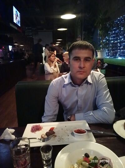  ,   Ruslan, 40 ,   ,   , c 