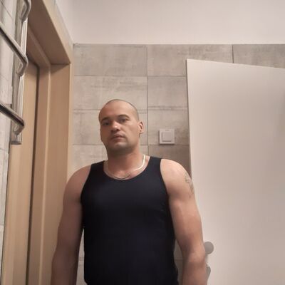  ,   Sergiu, 35 ,   ,   
