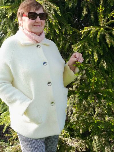  ,   Elena, 69 ,     