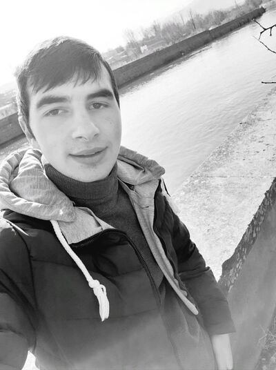  ,   Karen, 26 ,   ,   , c 