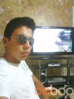  3877658  Akbar, 32 ,    