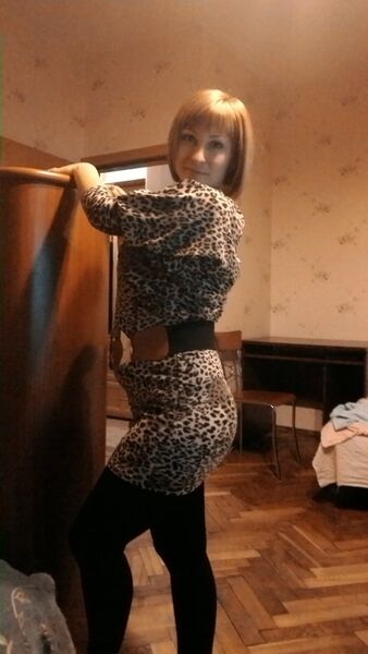  ,   Lydka, 37 ,   