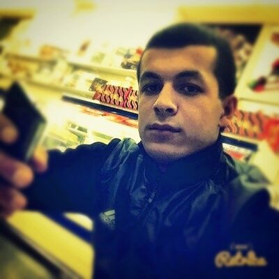  ,   DioR, 33 ,   