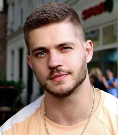  ,   Ian, 26 ,   ,   