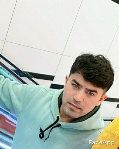  ,   Sam, 32 ,   ,   