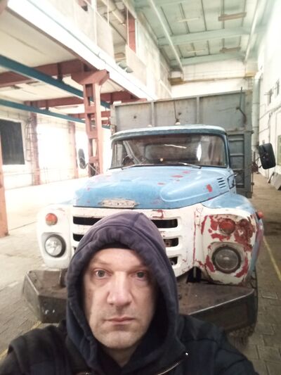  ,   Anton, 45 ,   ,   