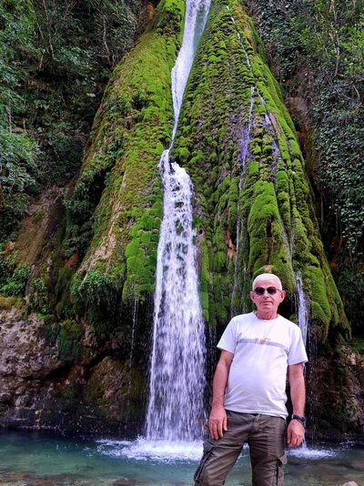  ,   David, 61 ,   ,   