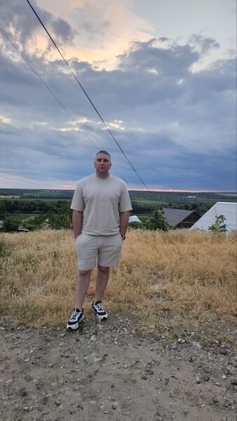  ,   Vadimas, 34 ,   ,   
