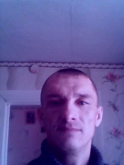  ,   Artem, 43 ,   