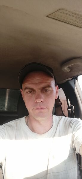  ,   Nikita, 37 ,   ,   