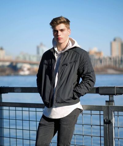  ,   Kirill, 24 ,   ,   