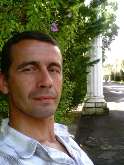  ,   Macho, 51 ,  