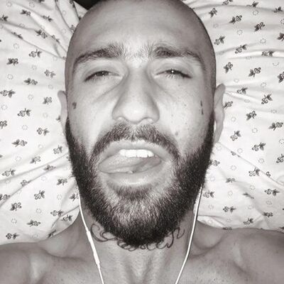  ,   Vampire, 32 ,   