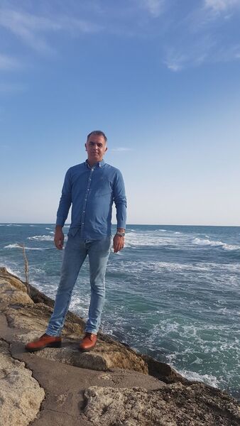  ,   Ali, 46 ,   ,   , c 