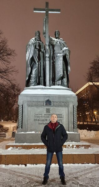  ,   Sergey, 52 ,   ,   