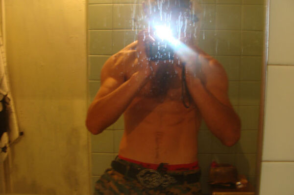  ,   Avtandil, 32 ,   ,   , c 