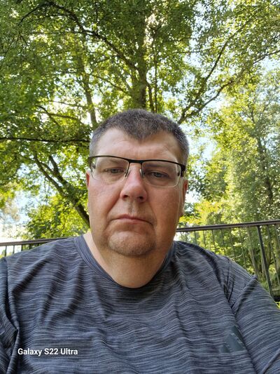  ,   Igor, 52 ,   ,   