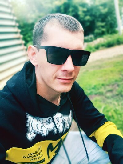 ,   Konstantin, 30 ,   c 