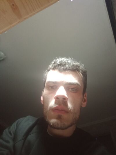  ,   Robert, 28 ,   ,   