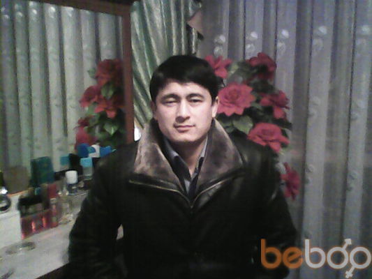  1993238  Daniyor, 38 ,    