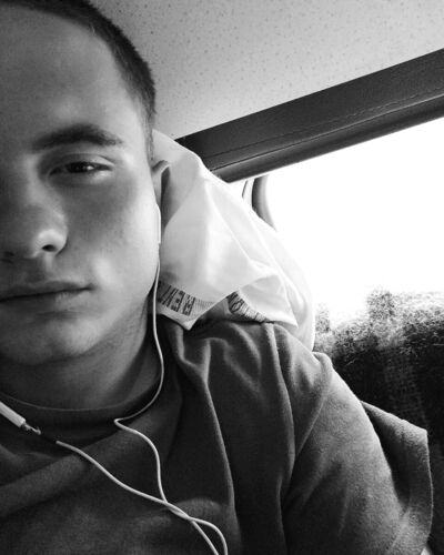  ,   Sergei, 27 ,   ,   , c 