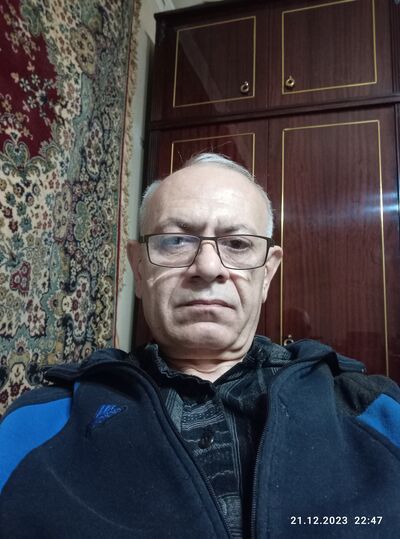  ,   Armen, 57 ,   ,   