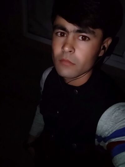  ,   Ilyos, 29 ,  
