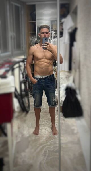  ,   Dima, 27 ,   ,   