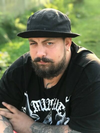  ,   Ivan, 31 ,   ,   