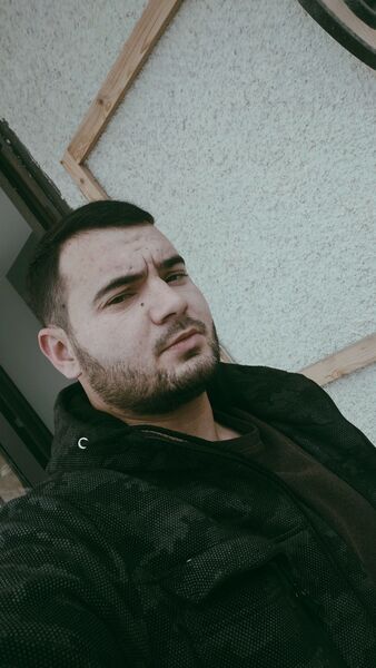  ,   Azikov islam, 28 ,   ,   