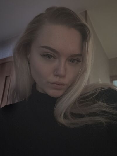  ,   Maria, 23 ,   