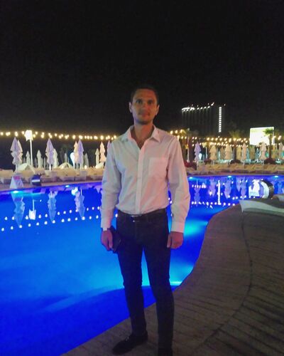  ,   Artem, 38 ,   