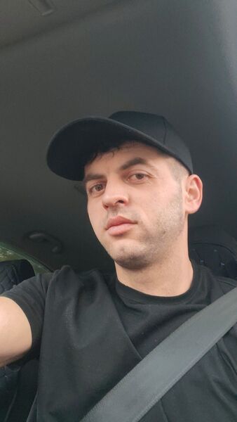  ,   German, 33 ,   ,   