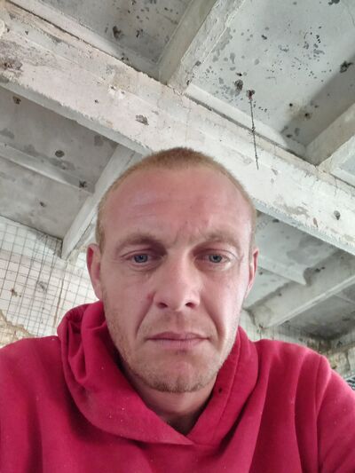  ,   Oleg, 37 ,   ,   