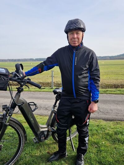  ,   Alex, 61 ,   ,   , c 