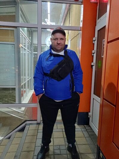  ,   Ruslan, 44 ,   ,   , c , 