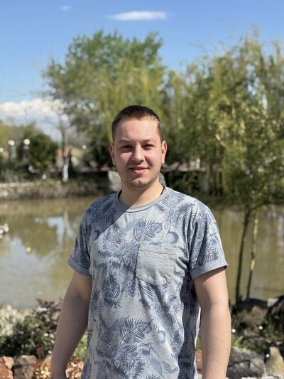  ,   Valery, 25 ,   ,   