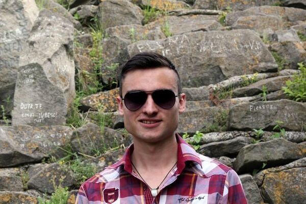  ,   Kolik, 31 ,   