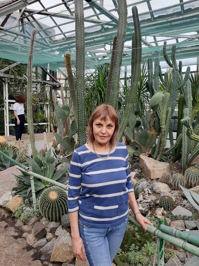  ,   Elena, 50 ,     , c 