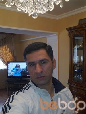  ,   Rufat, 43 ,  