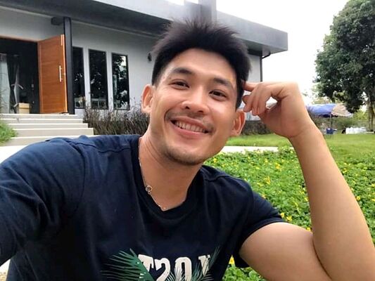  Klang,   Sun Viroth, 48 ,   ,   