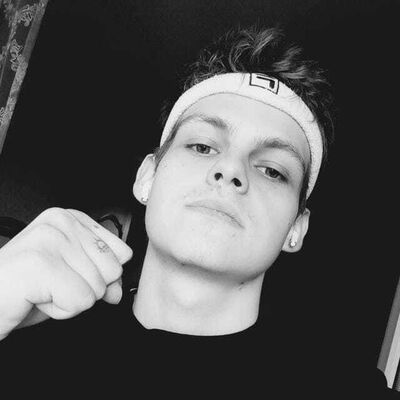  ,   Alekdandr, 24 ,     , c 