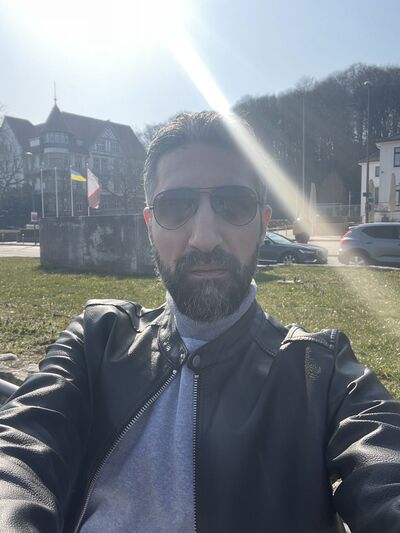  Austerlitz,   Bahaa, 38 ,   ,   