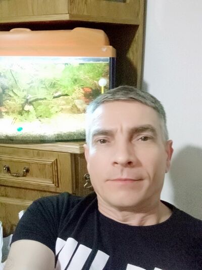  ,   Lyubomir, 48 ,   ,   , c , 