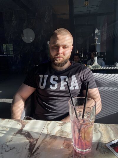  ,   Artem, 29 ,   ,   