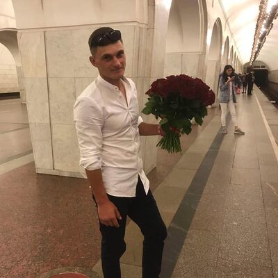  ,   Maks, 37 ,   ,   , c 