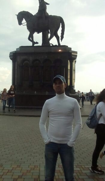  ,   Slava, 49 ,   ,   , c 