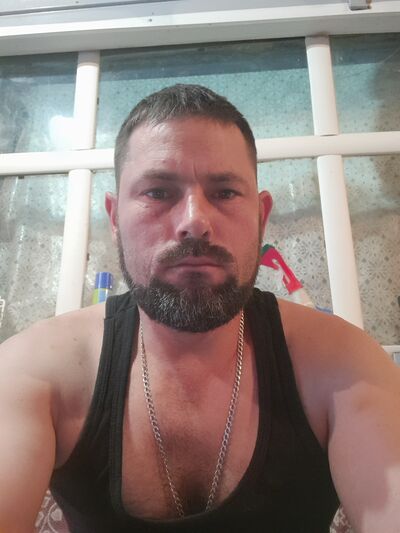  ,   Anton, 41 ,   ,   , c 