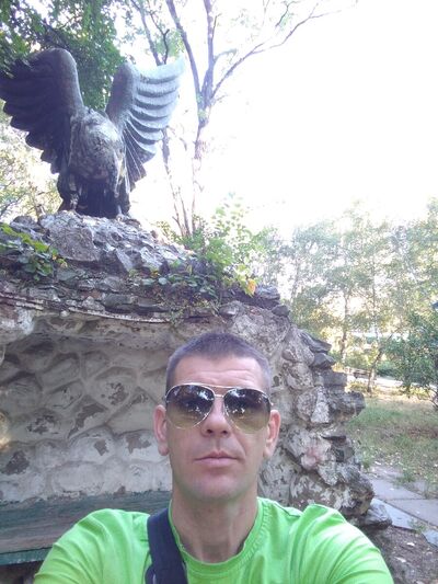  ,   Ruslan, 41 ,   ,   , c 