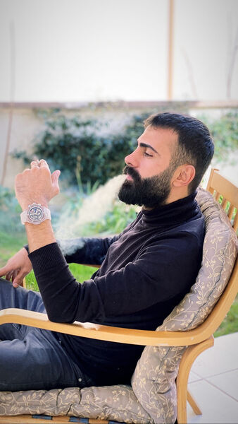  Esenyurt,   Mustafa, 30 ,   ,   